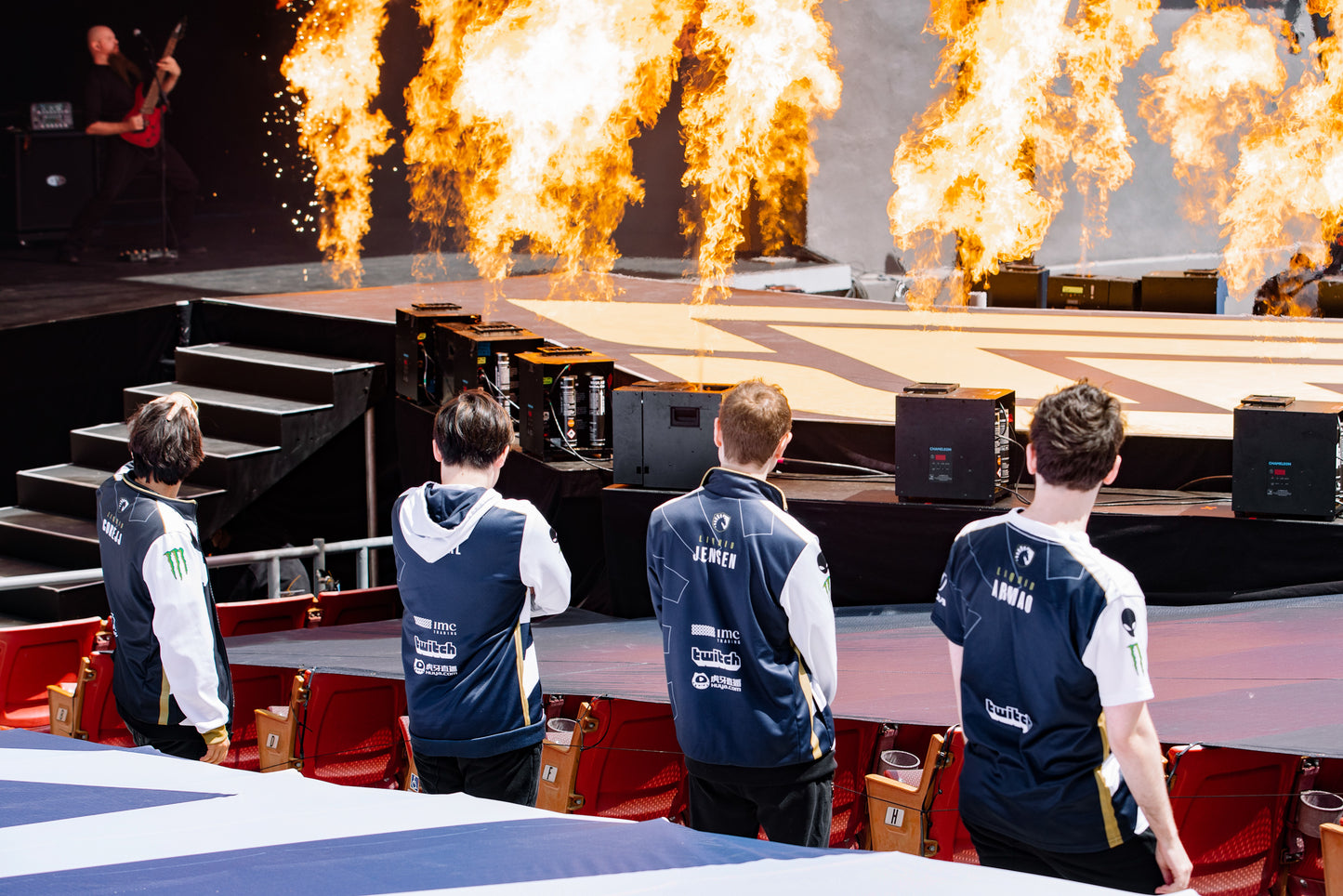 Cérémonie d'ouverture du mid-season showdown de la league championship series (LCS)