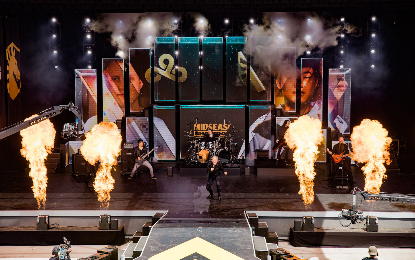 Cérémonie d'ouverture du mid-season showdown de la league championship series (LCS)