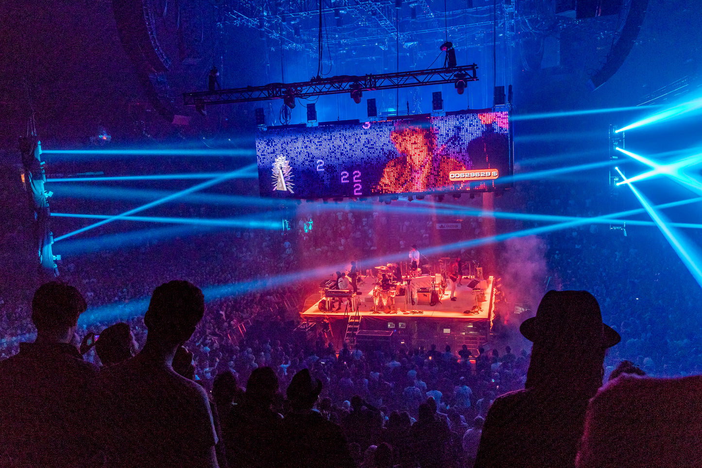 Infinite Content Tour, Arcade Fire