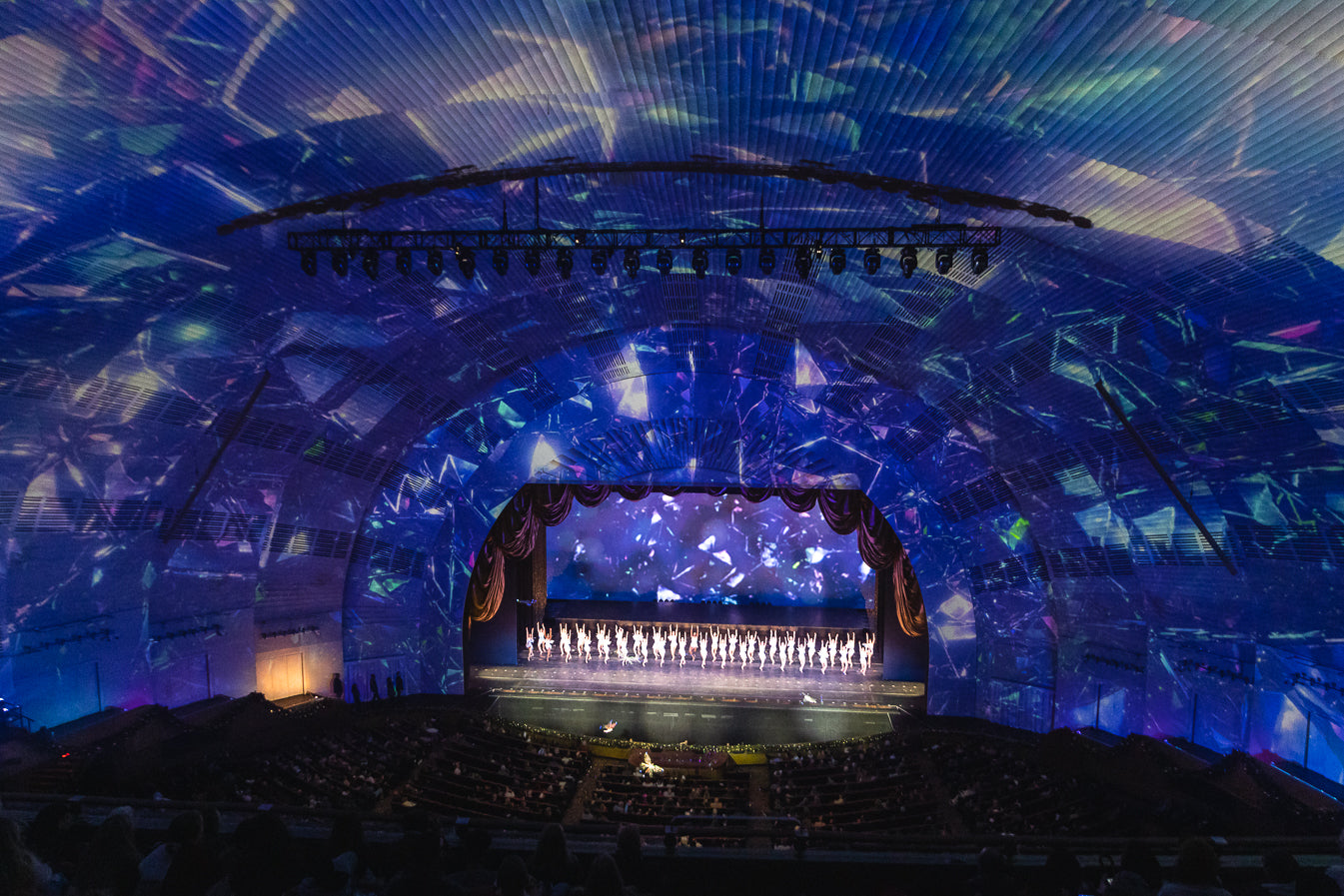 Dance of the Frost Fairies, le Christmas Spectacular des Rockettes