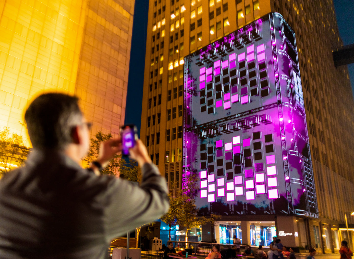 AT&T Discovery District's Audio-Reactive Stage