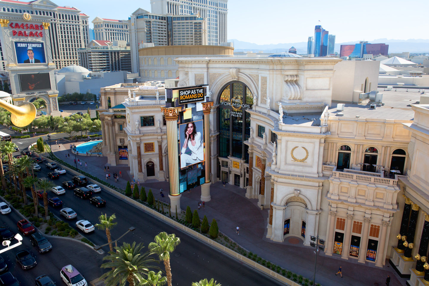 Une marquise multimédia au Forum Shops