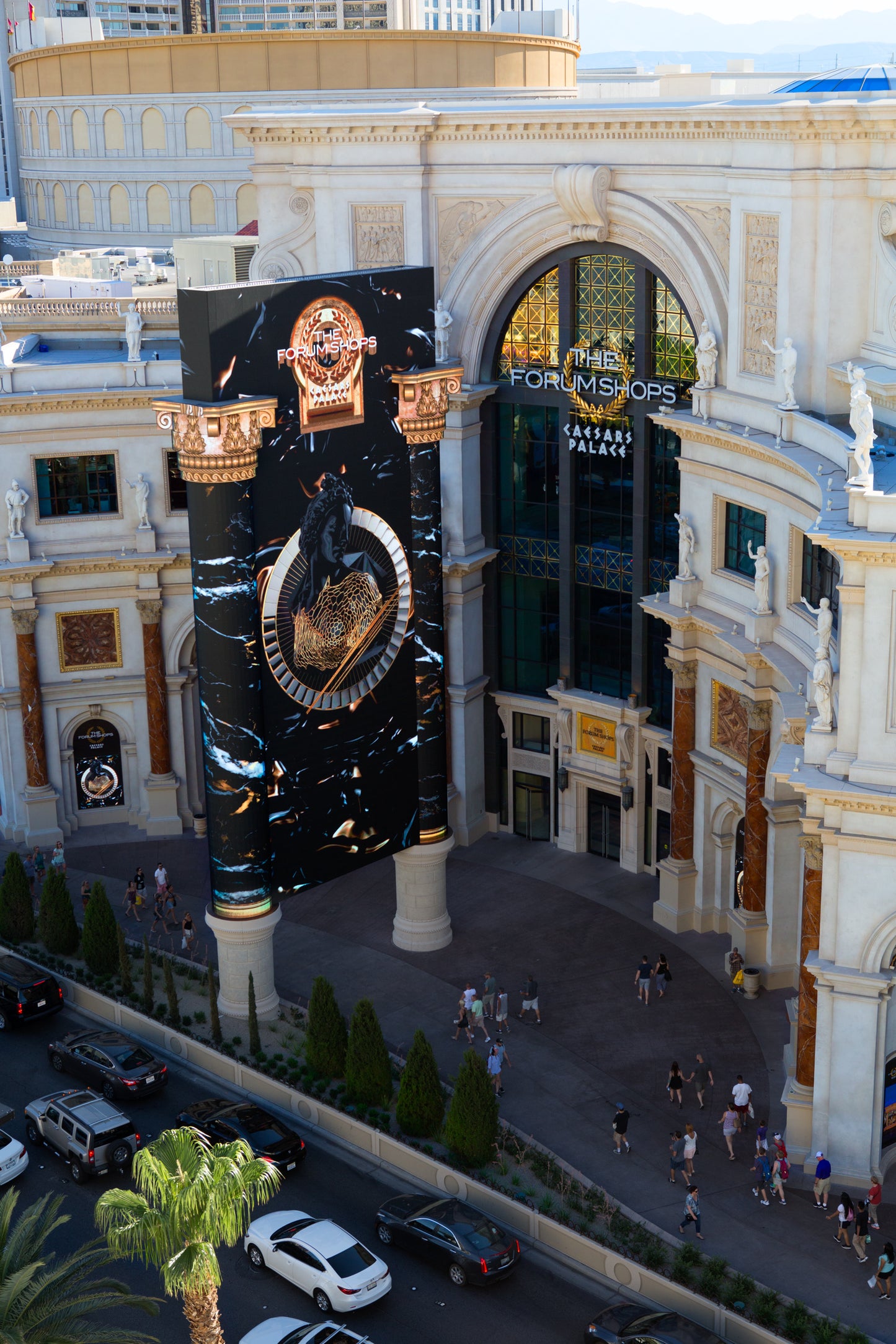 Une marquise multimédia au Forum Shops