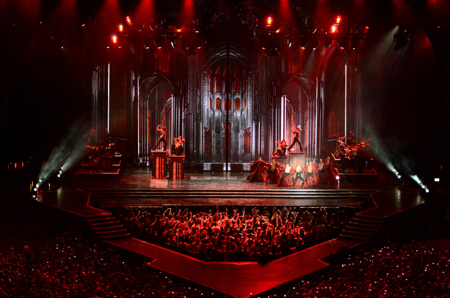 Madonna, Tournée MDNA