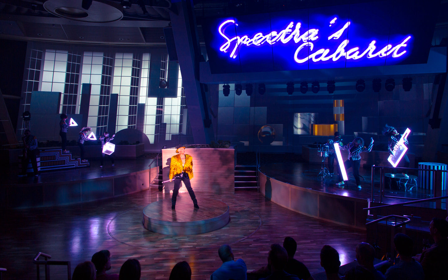 Cabaret Spectra au Royal Caribbean