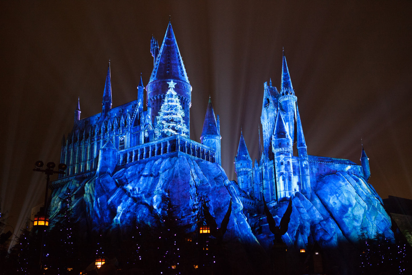 The Magic of Christmas at Hogwarts Castle