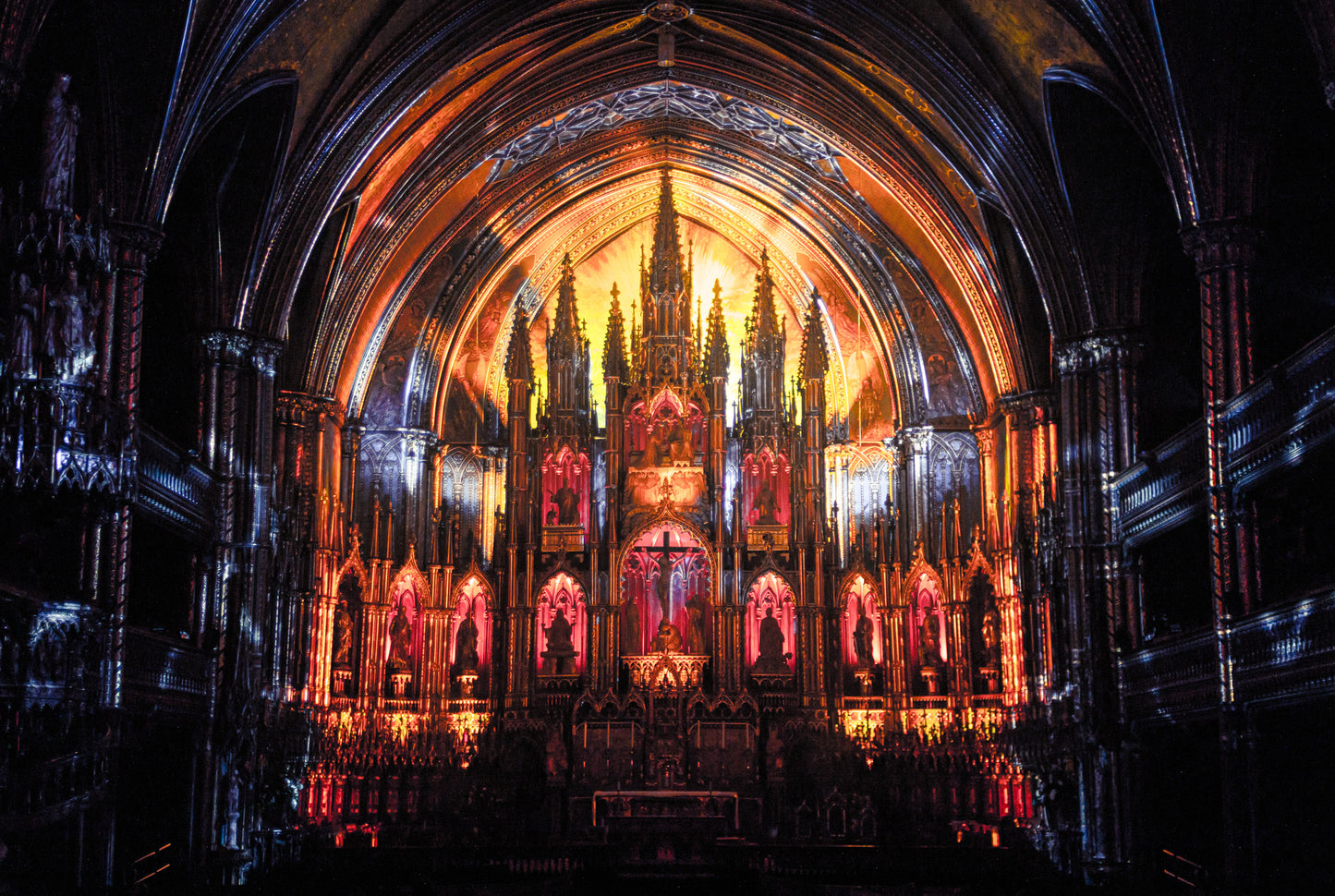 AURA at the Notre-Dame Basilica