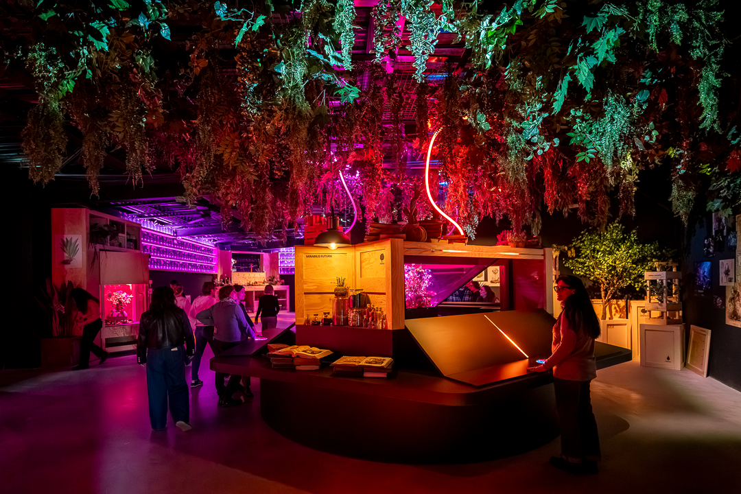 La Serre Des Mondes at Futuroscope