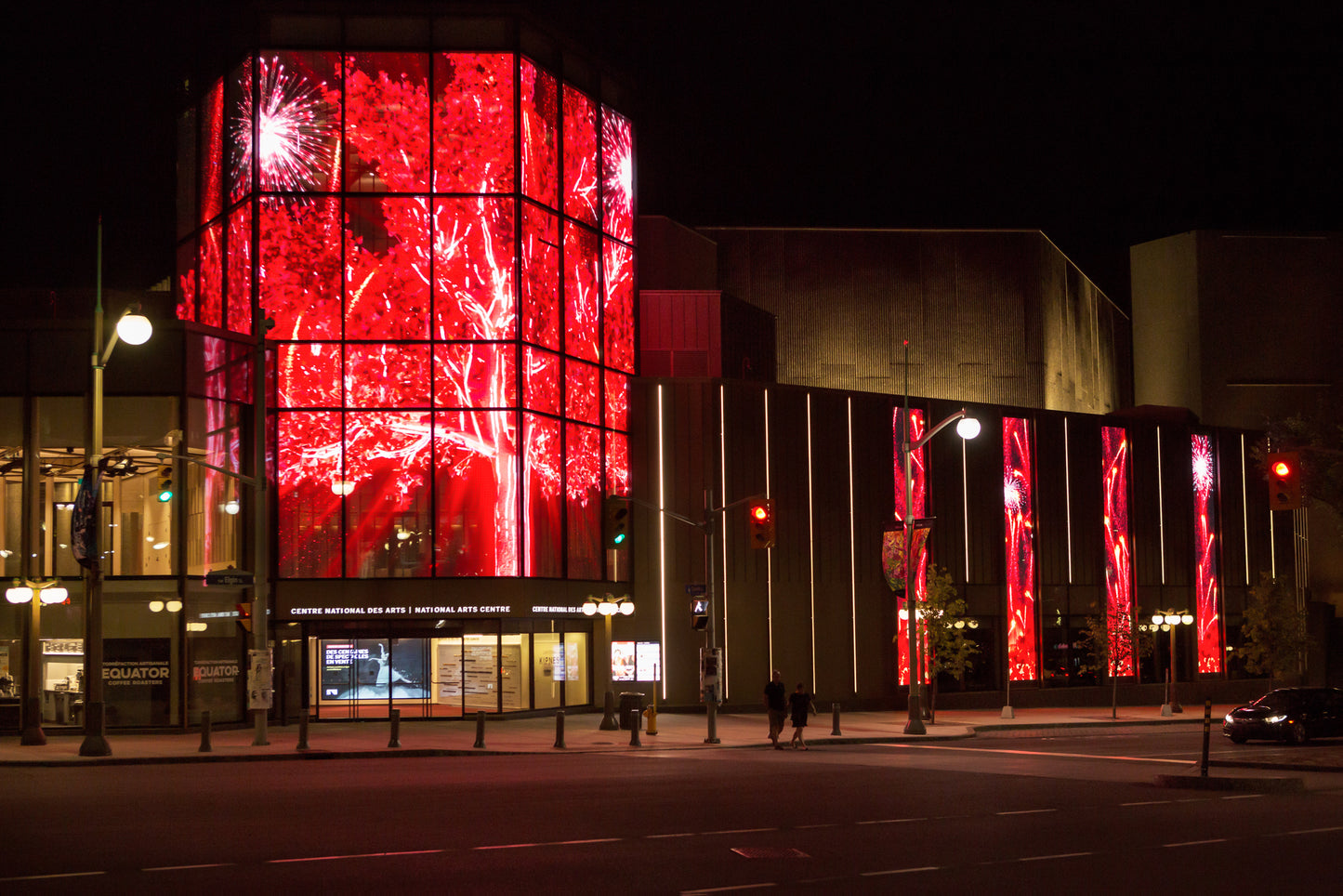 La Facade Multimédia du Centre National des Arts