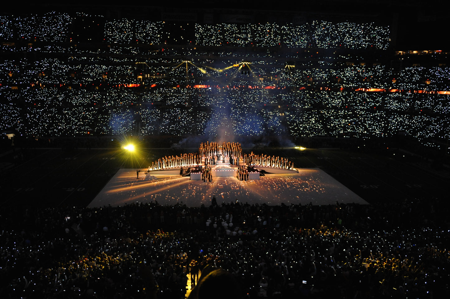 Mi-temps du Super Bowl XLVI: Madonna